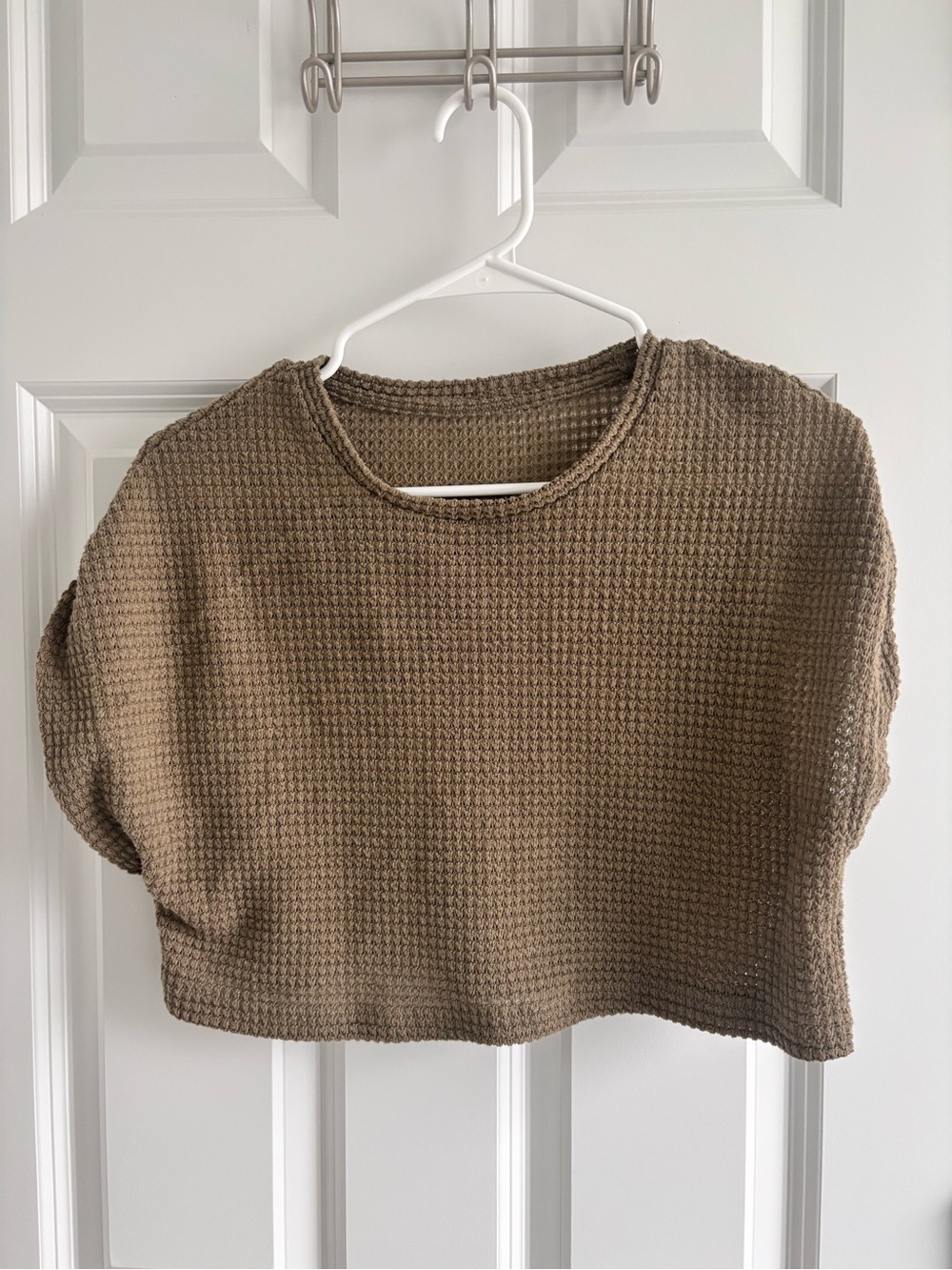 SHEIN Olive Waffle Knit Cropped Top